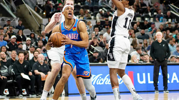Darius Bazley